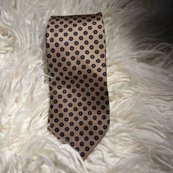 401. Nordstrom Hand Made All Silk Neck Tie - Picture 2 of 9